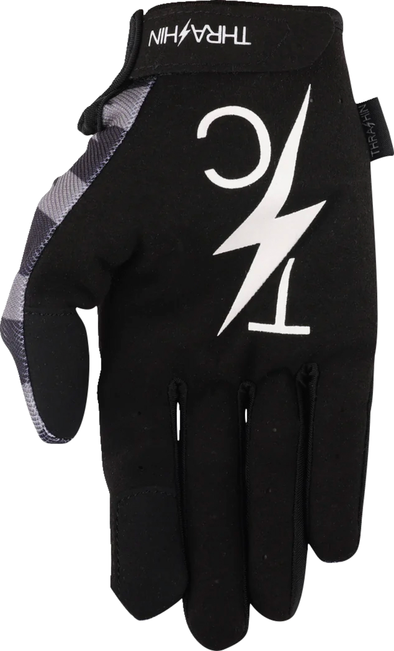 33014666_2.png