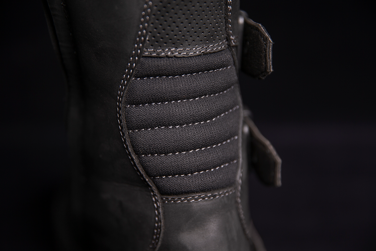 34031212_3.png