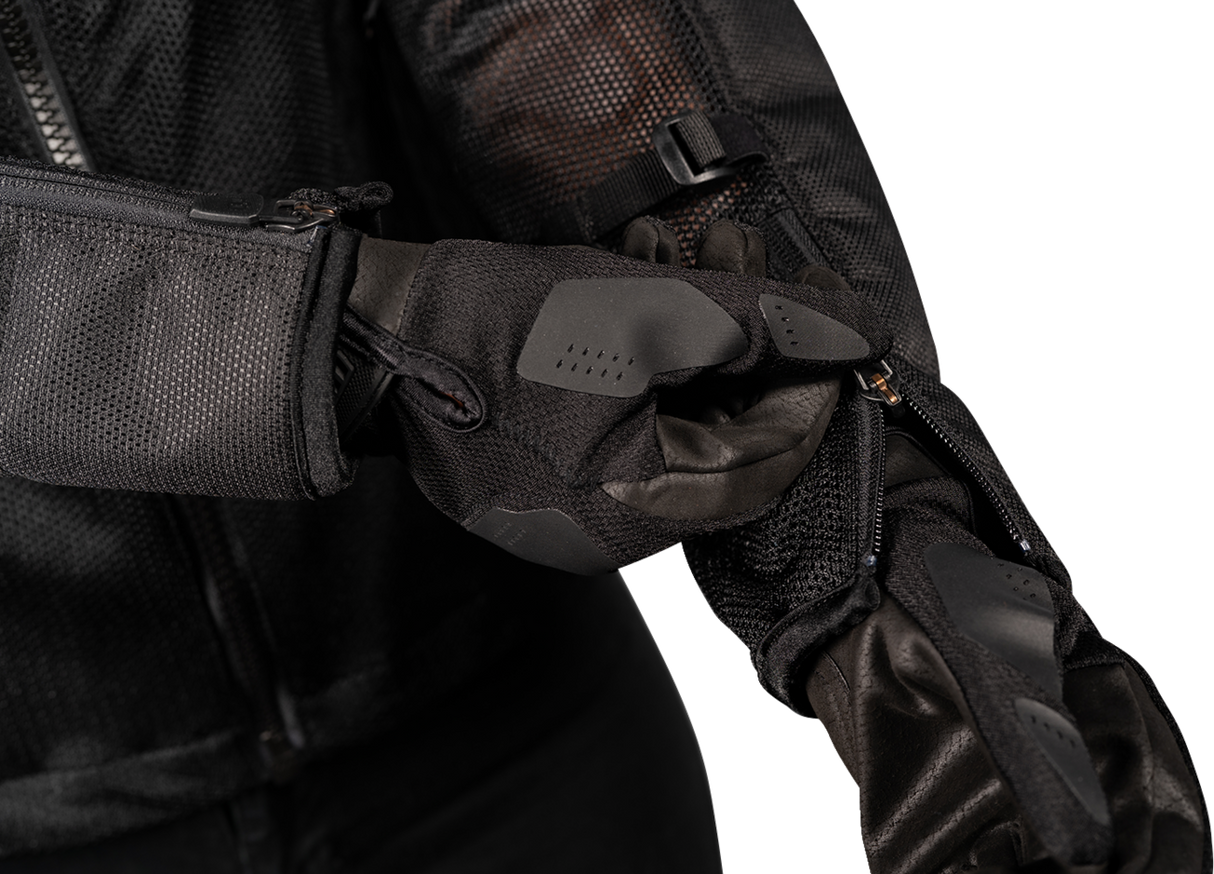 28221483_4.png
