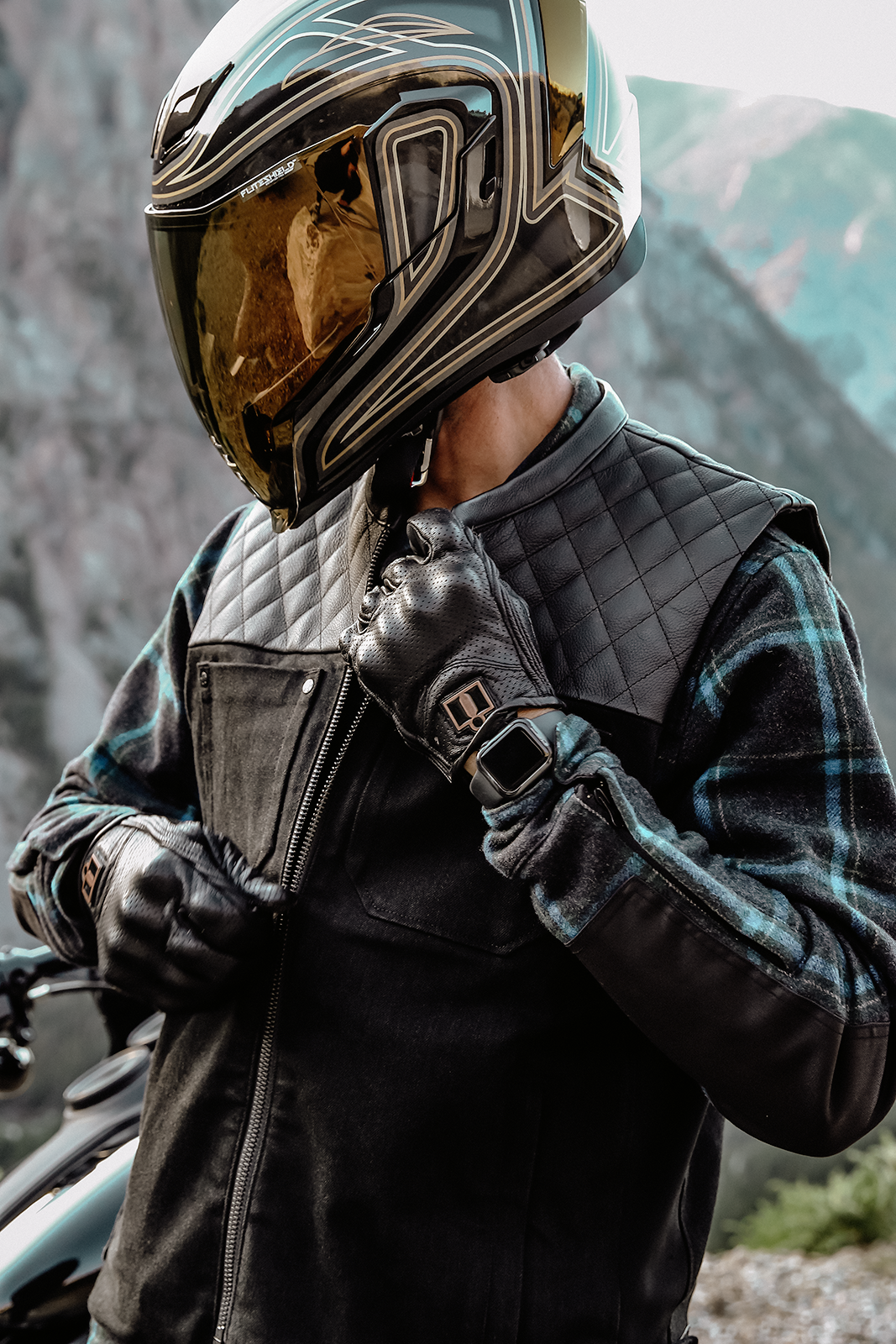 28300556_7.png
