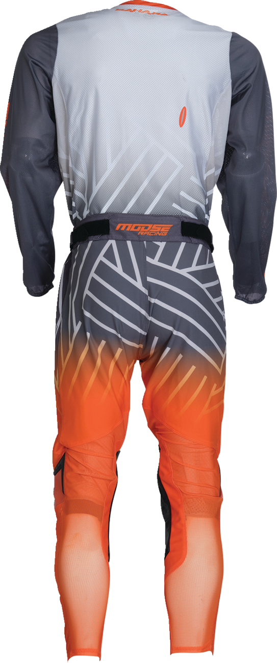 29107941_1.png